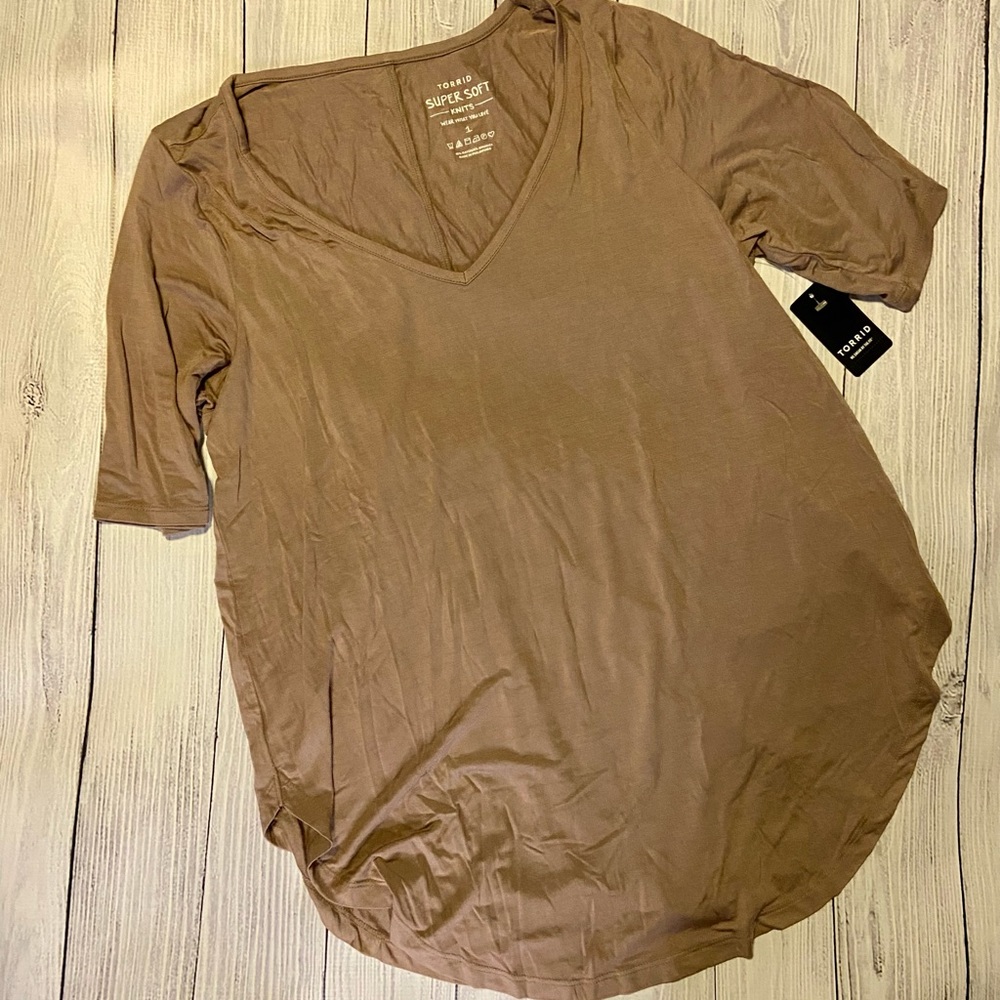 NWT Torrid Nude Super Soft Knit Tunic Size 1 (14/16)